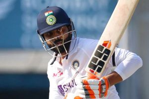 IND vs SL: రవీంద్ర జడేజా భారీ శతకం.. 35 ఏళ్ల రికార్డు బద్దలు!