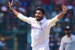 IND vs SL: జస్‌ప్రీత్ బుమ్రా ‘ట్రిపుల్ సెంచరీ’.. ఖాతాలో అరుదైన రికార్డు!