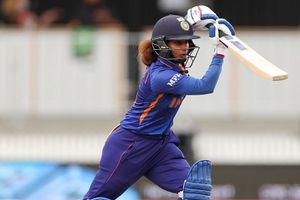 Mithali Raj అరుదైన ఘనత.. తొలి మహిళా క్రికెటర్‌గా..