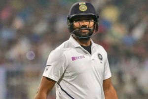 Kohli 100th Test: ఏంది రోహిత్ అన్న ఇది.. ఇట్లైతే ఎట్లా! మ‌ళ్లీ అదే త‌ప్పు చేసిన హిట్‌మ్యాన్‌