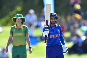 IND W vs SA W: హాఫ్ సెంచరీలతో చెలరేగిన భారత బ్యాటర్లు.. సౌతాఫ్రికా ముందు భారీ లక్ష్యం!