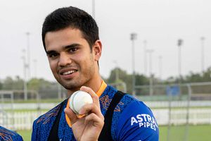 Arjun Tendulkar స్టన్నింగ్ యార్కర్.. సీఎస్‌కేతో అరంగేట్రం!