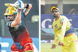 CSK vs RCB Toss Update: ఫ‌స్ట్ బ్యాటింగ్ చెన్నైదే.. కీల‌క మార్పుతో బ‌రిలోకి బెంగ‌ళూరు