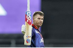 David Warner: తండ్రి ఔటవ్వడంతో తల్లడిల్లిన బిడ్డలు! (వీడియో)