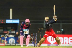 రాజస్థాన్‌కు పరాజయాన్ని పరిచయం చేసిన రాయల్ ఛాలెంజర్స్: అద్భుత విజయానికి కారణాలివే