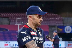 ఆ ఒక్క ఓవర్ మా కొంప ముంచింది: ఫాఫ్ డుప్లెసిస్