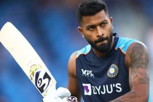 SRH vs GT: 100 సిక్సుల క్ల‌బ్‌లోకి హార్దిక్ పాండ్యా.. త‌క్కువ బంతుల్లోనే సాధించిన ఆట‌గాడిగా రికార్డు