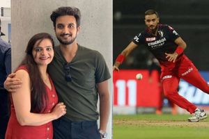 అక్కా.. నీ వల్లే మళ్లీ క్రికెట్ ఆడుతున్నా: హర్షల్ పటేల్ భావోద్వేగం