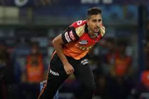 SRH vs LSG: ఆ స్పీడ్ ఏంటి ఉమ్రాన్ మాలిక్‌.. 150 కిలో మీట‌ర్ల‌కు పైగా వేగం.. కానీ..