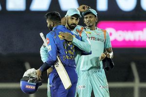 దరిద్రాన్ని ప్యాంట్ జేబులో పెట్టుకొచ్చాడు మరి: రోహిత్ సేన పతనం: ఓటిమికి 4 కారణాలివే