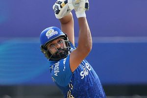 MI vs PBKS: చ‌రిత్ర సృష్టించిన రోహిత్ శ‌ర్మ‌.. టీ20 క్రికెట్‌లో 10 వేల ర‌న్స్ పూర్తి