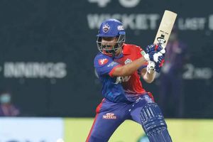 LSG vs DC: చెల‌రేగిన పృథ్వీ షా.. ధాటిగా ఆడ‌ని పంత్, స‌ర్ఫ‌రాజ్‌.. ల‌క్నో ముందు మోస్త‌రు ల‌క్ష్యం