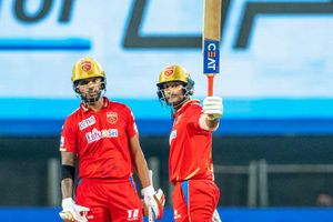 MI vs PBKS: చెల‌రేగిన శిఖ‌ర్ ధావ‌న్, మ‌యాంక్ అగ‌ర్వాల్.. ముంబై ఇండియ‌న్స్‌ ముందు భారీ ల‌క్ష్యం