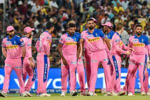 IPL 2022: రాజ‌స్థాన్ రాయ‌ల్స్‌కు బిగ్ షాక్‌.. ముంబై ఇండియ‌న్స్‌తో మ్యాచ్‌కు స్టార్ ప్లేయ‌ర్ దూరం