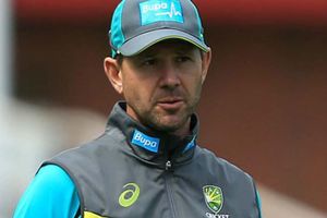 ఆ మ్యాచ్ టీవీలో చూస్తూ 3-4 రిమోట్లు, బాటిళ్లు పగులగొట్టా: రికీ పాంటింగ్