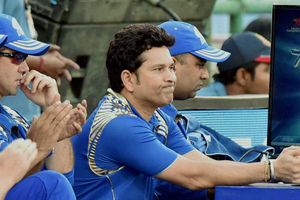 సచిన్ మాకు క్రికెట్లో టెక్నిక్స్ నేర్పిస్తున్నాడు.. ముంబై కుర్రాళ్ల సంతోషం మామూలుగా లేదుగా