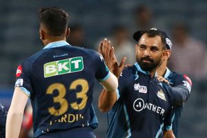 Hardik Pandya vs Mohammed Shami: క్యాచ్ పట్టక ఏం పీ....న్నావ్? గుజరాత్ కెప్టెన్ నోట గలీజ్ మాట! (వీడియో)