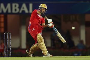 ఆ స్వీకెన్స్ ప్రకారం..ముంబైకి మరో ఓటమి ఖాయం: సురేష్ రైనా రికార్డు భవితవ్యం..ధవన్ చేతుల్లో