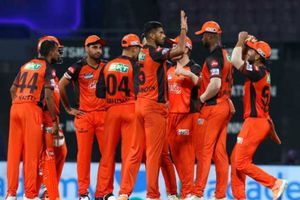 SRH vs GT: అదృష్ట‌మంటే నీదేపో మ‌నోహ‌ర్.. 9 బంతుల వ్య‌వ‌ధిలో 3 క్యాచ్‌లు మిస్‌