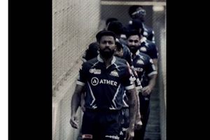 IPL 2022: అంగరంగ వైభవంగా ముగింపు వేడుకలు.. అతిపెద్ద జెర్సీతో గిన్నిస్ బుక్ రికార్డు!