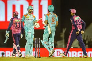 ప్లేఆఫ్స్ ఫీవర్: లక్నో..అన్ లక్కీ: ఆ ఒత్తిడిని తట్టుకోలేక చిత్తు