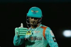 ఈ యవ్వ ఔటయ్యేదే లే..! సెంచరీతో కేకేఆర్ బౌలింగ్‌ను ఊచకోత కోసిన డికాక్.. 20ఓవర్లు ఆడిన ఓపెనర్లు