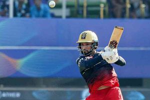 Rajat Patidar: ఈ క్రికెట్ గ్రికెట్ మనకు సెట్ కాదు.. సక్కగ మన పైపుల బిజినెస్ చూసుకో!