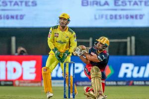 ఆ అయిదు మిస్టేక్స్ మా కొంపముంచాయి.. ఓటమిపై అసహనం వ్యక్తం చేసిన ధోనీ