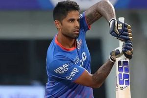 వచ్చే సీజన్ ఆరో ట్రోఫీ పక్కా.. హామీ ఇచ్చిన సూర్యకుమార్ యాదవ్