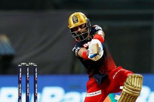 RCB vs GT: ‘ఓరి దేవుడా లవ్యూరా’.. విరాట్ కోహ్లీ వినూత్న సెలెబ్రేషన్స్ (వీడియో)