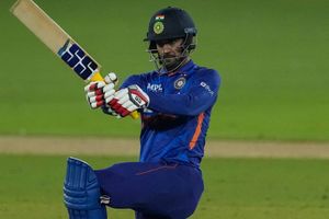 టీమిండియా ప్లేయింగ్ 11లో దీపక్ హుడాను తీసుకోవాలన్న సంజయ్ మంజ్రేకర్.. ఎందుకంటే?