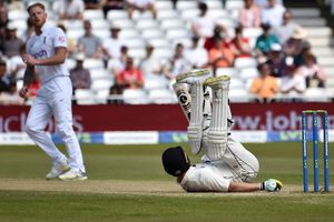 Eng vs Nz 2nd test Final Day: ఆట మాంచి పొంగు మీదుంది.. ఇంగ్లాండ్ గెలుపుకు 74ఓవర్లలో 299 రన్స్ కావాలి