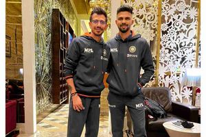 యాక్షన్ ప్యాక్డ్ టీ20 సిరీస్ మొదలు: డబ్లిన్ విమానం ఎక్కిన యంగ్ టీమిండియా