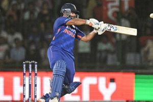 IND vs SA: గబ్బా ఇన్నింగ్స్‌తో కెప్టెన్‌ చేస్తే గబ్బు పట్టిస్తున్నాడుగా.. రిషభ్ పంత్‌పై పేలుతున్న సెటైర్స్!