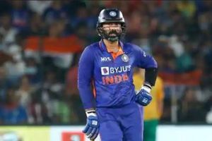 India vs Southafrica 4th t20: అట్లుంటది డీకేతోనీ.. టీ20ల్లో తొలి హాఫ్ సెంచరీ, ప్రోటీస్ ముందు మంచి టార్గెట్
