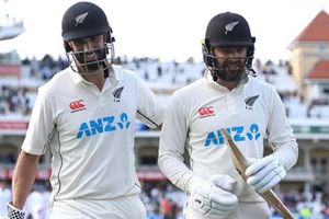 ENG vs NZ: మెరిసిన మిచెల్‌, బ్లండెల్‌.. తొలి రోజు కివీస్‌దే!