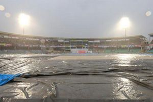 IND vs SA 5th T20: అంతా వరుణుడి దయ.. 3.3ఓవర్లకు మ్యాచ్ నిలిపివేత, ప్రతి 4నిమిషాలకు ఒక ఓవర్ కుదింపు