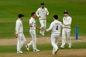 Eng vs Nz 3rd test : ఇంగ్లాండ్‌కు ఊపు ఆగుతాలేదేమో..! టెస్ట్ అంటే టెస్ట్‌లాగే ఆడాలి లేకుంటే గిట్లనే ఉంటది