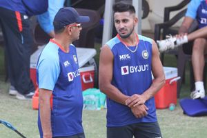 IND vs SA: టీమిండియా ప్రాక్టీస్ షురూ.. ద్రవిడ్ పర్యవేక్షణలో ఉమ్రాన్ బౌలింగ్! (వీడియో)