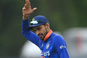 దీపక్ హుడాను ఆ స్థానంలో ఫిక్స్ చేయాలి : ఆకాష్ చోప్రా