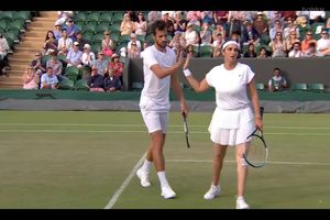 Wimbledon 2022: సెమీస్‌లో ఓడిన సానియా జోడీ.. మ్యాచ్‌కు హాజరైన ధోనీ!