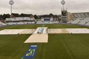 IND vs ENG ఐదో టెస్ట్‌కు వర్షం అంతరాయం.. లంచ్ బ్రేక్ ప్రకటించిన అంపైర్లు!