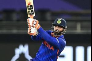 Ind vs Eng 2nd T20 : కొంపముంచిన మూడో రన్.. భారీ స్కోరు మిస్, ఇంగ్లాండ్ ముందు మోస్తరు టార్గెట్