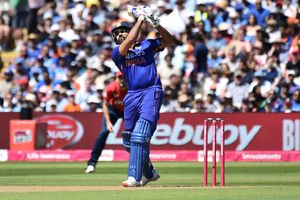 అతని వల్లే ఈ విజయం.. బెంచ్ ఆటగాళ్లకు అవకాశం ఇస్తాం: రోహిత్ శర్మ