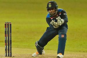 IND vs WI: సంజూ శాంసన్ సూపర్ కీపింగ్‌తో ఓటమి తప్పించుకున్న భారత్! (వీడియో)