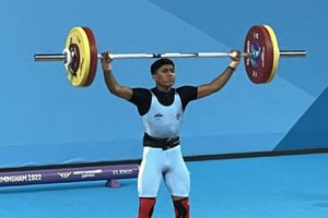 Sanket Mahadev Sargar: పాన్‌లు అమ్మినోడు భారత్‌కు తొలి పతకాన్ని అందించాడు!