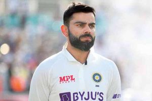 సెంచరీ చేయక 950 రోజులవుతోంది.. ఇలానే ఆడితే జట్టులో నీకు ప్లేస్ దండుగ! కోహ్లీపై ఫ్యాన్స్ ఫైర్!