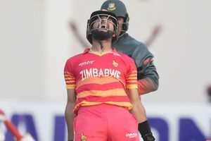 బంగ్లాదేశ్‌కు షాకివ్వలే..! అట్టాగే టీమిండియాకు షాక్ ఇవ్వడం ఖాయం : జింబాబ్వే క్రికెటర్ అమాయక కాయ