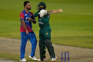 Asia Cup 2022: గొడవపడ్డ ఆటగాళ్ల తాట తీసిన ఐసీసీ.. భారీ జరిమానాతో పాటు..