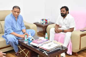 తప్పు జరిగింది.. క్షమించండి: మహమ్మద్ అజారుద్దీన్